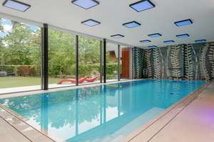 Berlin`s Most Unique Private Residence – Die vollständige Adresse der Immobilie erhältst du vom Anbieter., 13053 Alt-Hohenschönhausen, Berlin – Vorschaubild 8