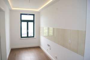 Schickes Nest! + Dunkles Parkett + Fußbodenheizung + großer Balkon + tolles Bad + LED-Licht – Berthastraße 32a, 4357 Mockau-Süd, Leipzig – Vorschaubild 4
