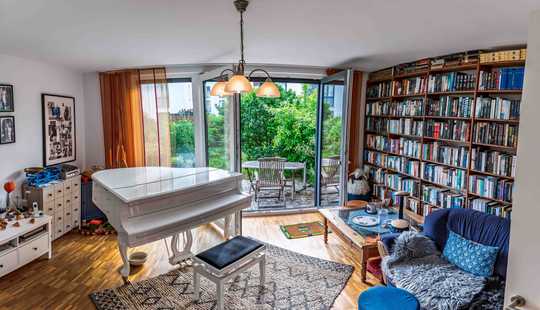 Bild von Lichtdurchflutetes Reiheneckhaus nach KfW-40-Standard mit Dachterrasse und Stellplatz