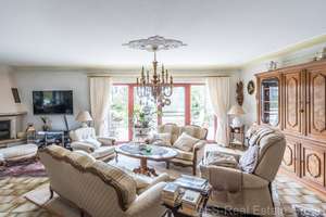 Ihr Traum vom Eigenheim - Stilvolles Einfamilienhaus mit Garten und Wohlfühlambiente