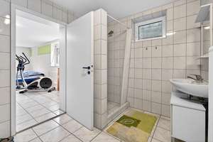 Einfamilienhaus mit großzügigem Grundstück im Zentrum von Burlafingen – Die vollständige Adresse der Immobilie erhältst du vom Anbieter., 89233 Neu-Ulm – Vorschaubild 20