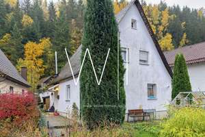 Idyllisches Einfamilienhaus: Ihr ruhiger Rückzugsort mit schönem Grundstück und viel Potenzial! – Die vollständige Adresse der Immobilie erhältst du vom Anbieter., 96349 Steinwiesen – Vorschaubild 1