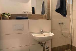 Schöne *vollmöblierte* frisch sanierte 2 Zimmer-Wohnung mit großer Terrasse. – Robenstraße 67, 52070 Jülicher Straße, Aachen – Vorschaubild 15