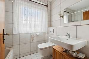 Sofort bezugsfrei in Wittenau: luxuriös ausgestattete DHH mit 5 Zimmern, 160qm Wfl., ausgebautes DG – Engelroder Weg 2A, 13435 Wittenau, Berlin – Vorschaubild 20