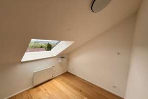 Außergewöhnliches Split-Level-Haus mit Designbädern, Dachterrasse, PV-Anlage & Home-Gym – prov.-frei – Die vollständige Adresse der Immobilie erhältst du vom Anbieter., 85410 Haag an der Amper – Vorschaubild 12