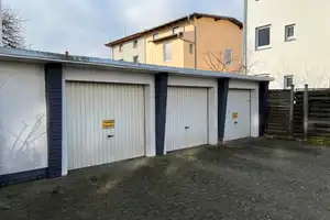 Gepflegtes Mehrfamilienhaus in Lübeck St. Lorenz Nord mit 3 Wohnungen und 3 Garagen 
 – Lübeck – Vorschaubild 6