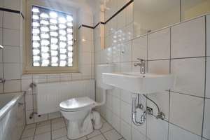 Frisch renoviert! Ideal geschnittene 3-Zimmer-Wohnung mit 2 Balkonen  – Paul-Bonatz-Straße 27, 40595 Garath, Düsseldorf – Vorschaubild 4