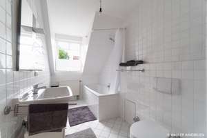 Freie, sonnige DG-Wohnung mit EBK, Balkon, Laminat und Duplexparker | WAGNER IMMOBILIEN – Die vollständige Adresse der Immobilie erhältst du vom Anbieter., 65205 Erbenheim, Wiesbaden – Vorschaubild 5