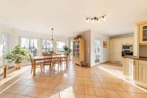 Exklusives Landhaus in Fredersdorf - Mit hochwertiger Ausstattung und fantastischem Parkanwesen – Die vollständige Adresse der Immobilie erhältst du vom Anbieter., 15370 Fredersdorf-Vogelsdorf – Vorschaubild 7