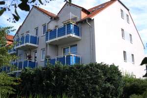 4-Raum Maisonette-Traum - Tageslichtbad mit Dusche und Wanne, Süd-Balkon, Galerie, Einzelgarage – Topasstraße 85, 4319 Engelsdorf, Leipzig – Vorschaubild 1