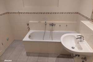 EG-3R-Whg Gäste-WC Wanne Dusche Stellplatz Balkon! – Corinthstraße 5, 1219 Leubnitz-Neuostra, Dresden – Vorschaubild 13