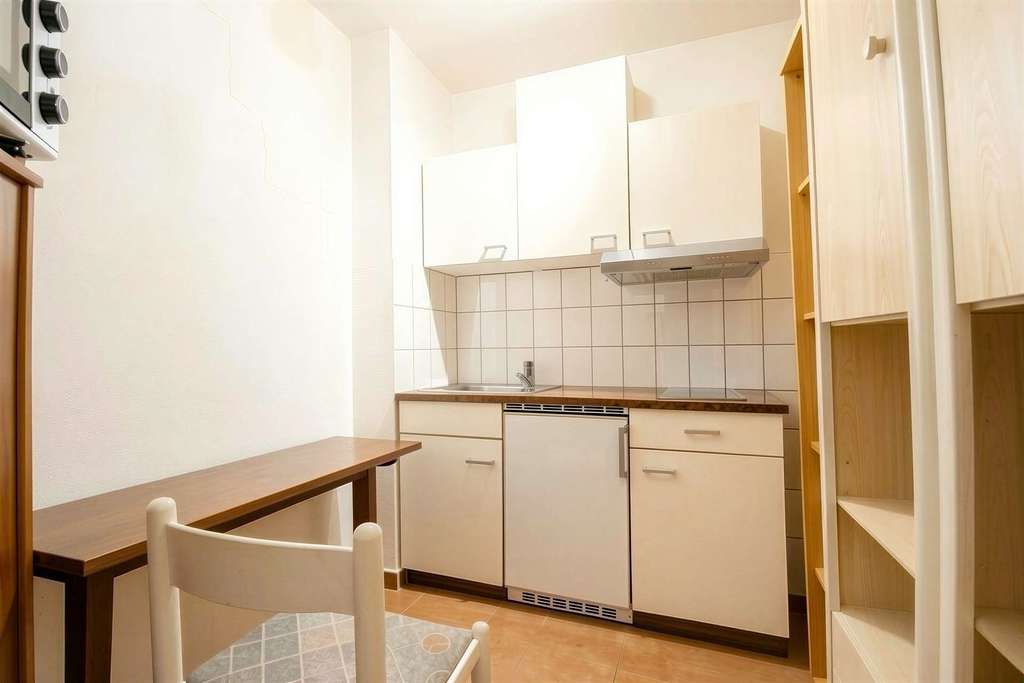 Immobilie in Graben-Neudorf - 1-Zimmer-Kapitalanlage Etagenwohnung | Aufzug, Balkon & Duplex-Stellplatz + Mietsteigerungspotential - Bild 4