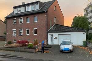 Attraktive Doppelhaushälfte mit großem Garten und Doppelgarage in Herzogenrath zu vermieten – Die vollständige Adresse der Immobilie erhältst du vom Anbieter., 52134 Herzogenrath – Vorschaubild 2