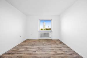Ganz Oben ist es am schönsten! + U-Bahnnähe -  Charmante 3-Zimmer-Wohnung – Die vollständige Adresse der Immobilie erhältst du vom Anbieter., 80992 Alt-Moosach, München – Vorschaubild 3