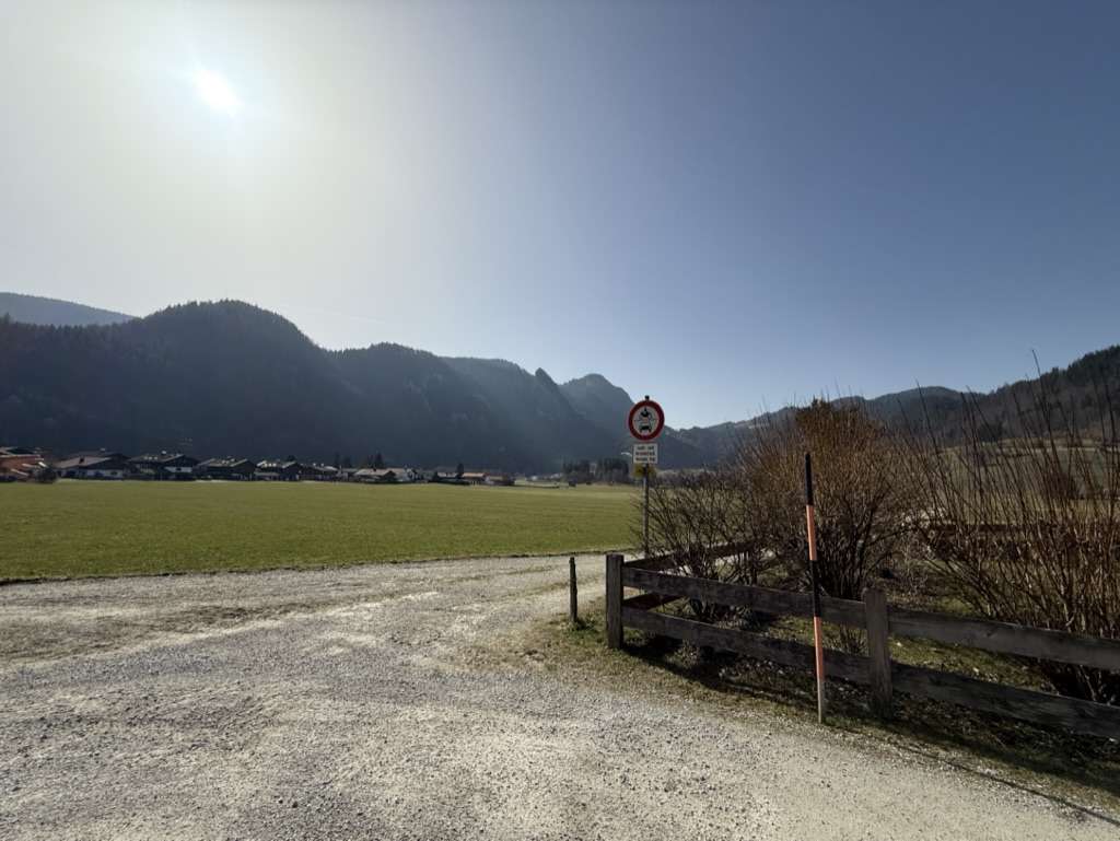 Immobilie in Unterwössen - Vorankündigung_2-3 Zimmer Dachgeschosswohnung, unverbaubarer Bergblick,  Chiemgau - Bild 2