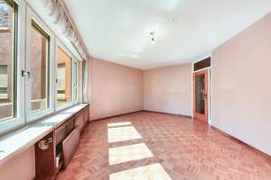 +++ bequem & altersgerecht - 1.OG mit Süd-Balkon - Bad mit Fenster - modernisierungsbedürftig +++ – Schwabbacher Straße 15, 70437 Rot, Stuttgart – Vorschaubild 7