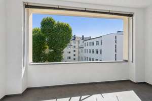 Großzügiges Wohnen. 
Mit Liebe zum Detail kernsanierte 2.5-Zimmer-Wohnung mit großer Loggia in bege – Die vollständige Adresse der Immobilie erhältst du vom Anbieter., 40211 Pempelfort, Düsseldorf – Vorschaubild 4