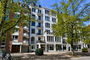 Viel Raum für Ihre Ideen - großzügiger Altbau in beliebter Wohnlage – Die vollständige Adresse der Immobilie erhältst du vom Anbieter., 22085 Uhlenhorst, Hamburg – Vorschaubild 1