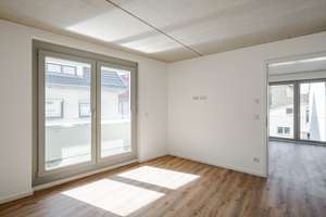 2-ZKB-Wohnung mit Einbauküche und Aufzug