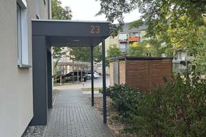 Schöne, geräumige 3 Zimmer Wohnung mit großem Südwestbalkon in Darmstadt – Die vollständige Adresse der Immobilie erhältst du vom Anbieter., 64295 Darmstadt-West, Darmstadt – Vorschaubild 2