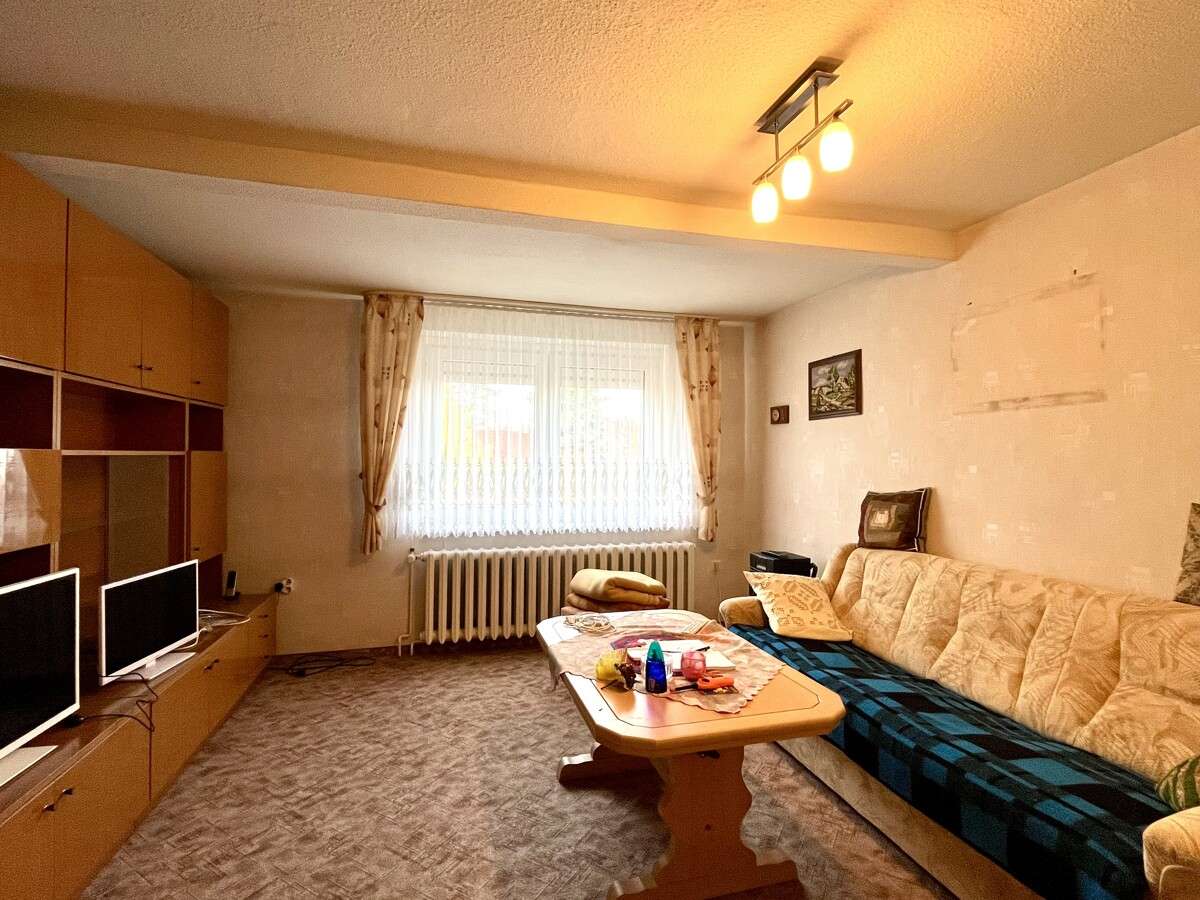 Immobilie in Kremitzaue - Familientraum: Mehrgenerationenhaus mit großem Garten, Nebengelass & mehr - Bild 2