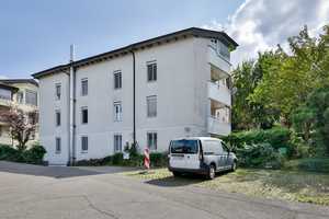 Schicke 3-Zimmer-DG-Wohnung mit Terrasse und Empore – Pforzheim – Vorschaubild 2