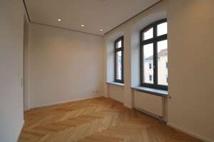 Bismarck-Viertel: exklusive 2 Zimmer-Wohnung mit Einbauküche am Park – Von-der-Tann-Straße 47, 86159 Hochfeld, Augsburg – Vorschaubild 7