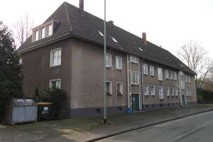 ***Sehr schöne 2-Raum-Dachgeschoss-Wohnung renoviert und bezugsfertig***