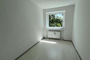 4 Zimmerwohnung mit Blick ins Grüne, Balkon und Gäste WC – Karlsruher Straße 11, 30519 Mittelfeld, Hannover – Vorschaubild 10