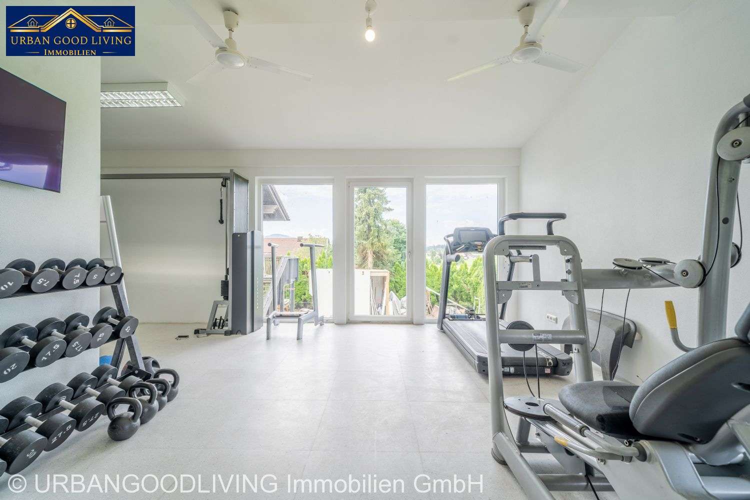 Immobilie in Görisried - ​​​​​​​Zwischen Bergblick und Freiraum dein Zuhause mit eigenem Pool - Bild 3