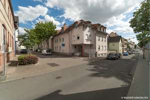 Freie, sonnige DG-Wohnung mit EBK, Balkon, Laminat und Duplexparker | WAGNER IMMOBILIEN – Die vollständige Adresse der Immobilie erhältst du vom Anbieter., 65205 Erbenheim, Wiesbaden – Vorschaubild 11