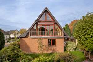 Energetisch für die Zukunft gewappnet. Einfamilienhaus mit Umbaumöglichkeit zum Zweifamilienhaus. – Herford (Kreis) – Vorschaubild 1