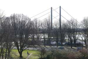 Helle und großzügige Wohnung in begehrter Lage in Düsseldorf-Golzheim – nahe Rheinufer – Die vollständige Adresse der Immobilie erhältst du vom Anbieter., 40474 Golzheim, Düsseldorf – Vorschaubild 15