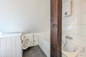Großzügige Dachgeschoß-Wohnung in Derendorf – Kriegerstr. *, 40468 Düsseldorf – Vorschaubild 13
