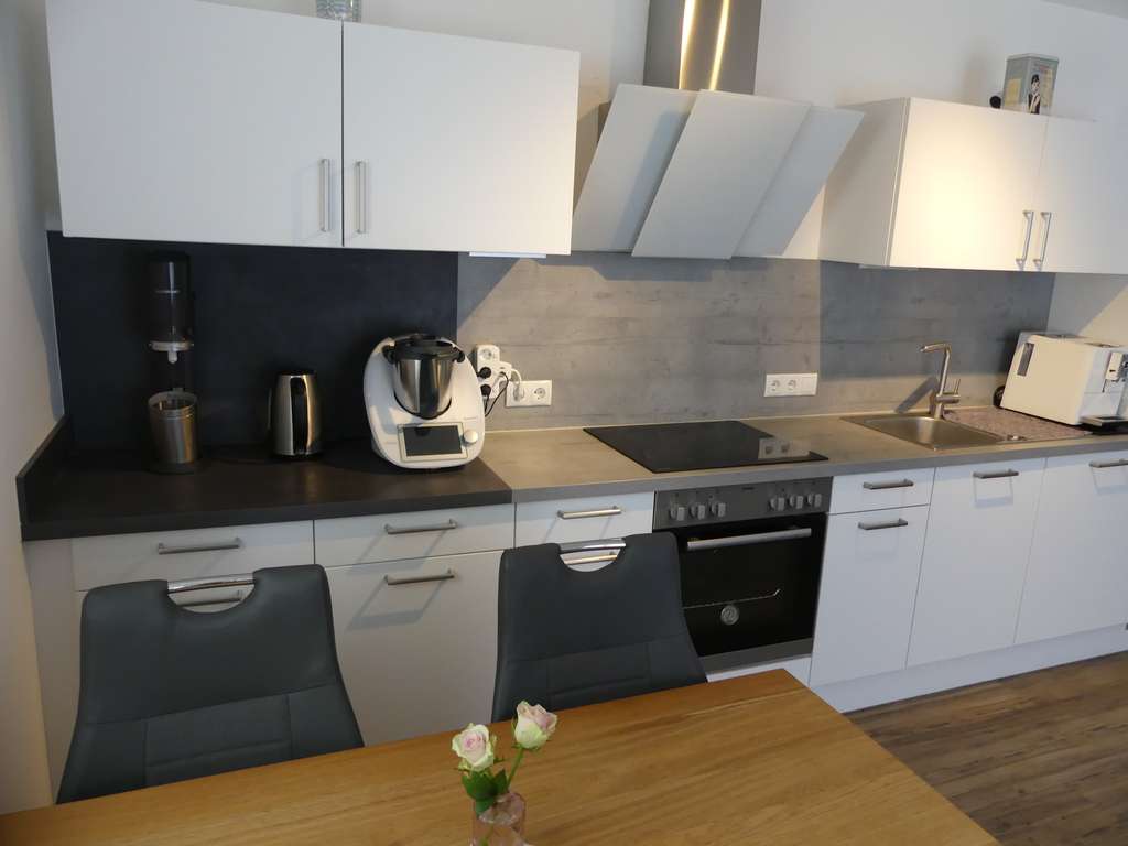 Immobilie in Löwenstein - Moderne Erdgeschosswohnung mit Balkon & Aufzug, in Hößlinsülz nahe Breitenauer See - Bild 3