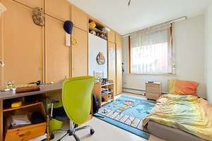 Großzügiges Einfamilienhaus / Bungalow mit Einliegerwohnung und Garten in Friolzheim – Die vollständige Adresse der Immobilie erhältst du vom Anbieter., 71292 Friolzheim – Vorschaubild 8