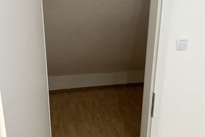 Hochwertig sanierte 3 Zimmer-Dachgeschosswohnung in Bochum-Linden – Die vollständige Adresse der Immobilie erhältst du vom Anbieter., 44879 Linden, Bochum – Vorschaubild 8