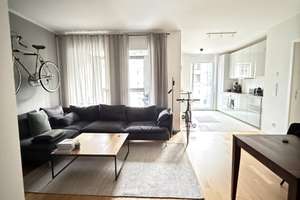 Helle 2-Zimmer-Wohnung mit Balkon in Berlin-Mitte - Nachmieter gesucht