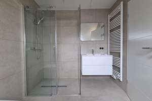 ++TOP komplett neu renovierte 2 ZKB++offene Küche++Einbauküche++Parkettboden++neue Dachfenster – 68219 Rheinau, Mannheim – Vorschaubild 8