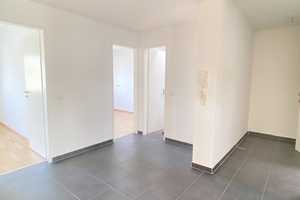 Sonnenverwöhnte 4-ZKB Wohnung mit Terrasse und Garage – Weinstraße 2, 66129 Stadtverband Saarbrücken (Kreis) – Vorschaubild 3