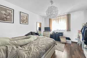GRANDIOS GELEGENES MEHRGENERATIONENHAUS - sonnige 3-Familien-Doppelhaushälfte mit großem Garten – Die vollständige Adresse der Immobilie erhältst du vom Anbieter., 70378 Steinhaldenfeld, Stuttgart – Vorschaubild 14