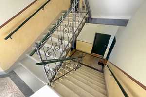 Chemnitz• Bernsdorf • 2 Zimmer • mit Balkon • Tageslichtbad • Stellplatz • schnell sein! – Chemnitz – Vorschaubild 3