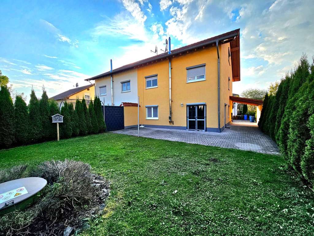 Immobilie in Höheinöd - Schönes Haus in Höheinöd zu verkaufen - Bild 0