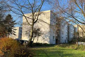 Großzügige 3 Zi.-Whng. mit Balkon, modernes wannenbad mit Fenster - Duisburg Rheinhausen – Joseph-Haydn-Straße 18, 47229 Rheinhausen-Mitte, Duisburg – Vorschaubild 1