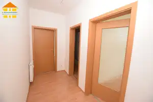 Geräumige Erdgeschosswohnung mit Balkon und Stellplatz! – Eichendorffstraße 21, 9131 Chemnitz – Vorschaubild 8