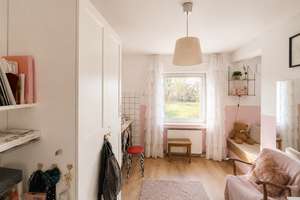 Familienhaus mit Einliegerwohnung & Traumgarten – Wiesbaden-Delkenheim – Die vollständige Adresse der Immobilie erhältst du vom Anbieter., 65205 Delkenheim, Wiesbaden – Vorschaubild 7
