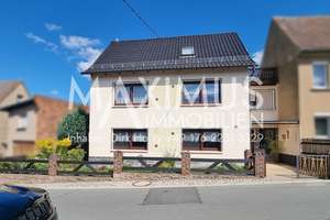 Sehr schickes saniertes Haus mit 175m² Wohnfläche und 3 Garagen in Weißenborn – Tautenhainer Straße 10, 7639 Weißenborn – Vorschaubild 1