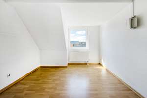 3-Zimmer-Dachgeschosswohnung mit Terrasse und Aussicht – Die vollständige Adresse der Immobilie erhältst du vom Anbieter., 10365 Lichtenberg (Ortsteil), Berlin – Vorschaubild 7