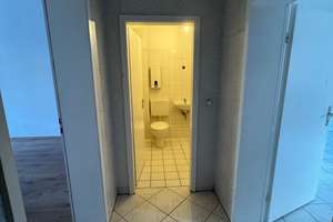 Erdgeschosswohnung in der Nähe des Hangetals. Hunde und andere Haustiere sind willkommen. – Herbertshof 5, 45141 Stoppenberg, Essen – Vorschaubild 10