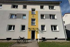 Ihr Wohlfühlort erwartet Sie: Entdecken Sie diese schöne 2,5-Zimmer-Wohnung im Erdgeschoss mit Balko